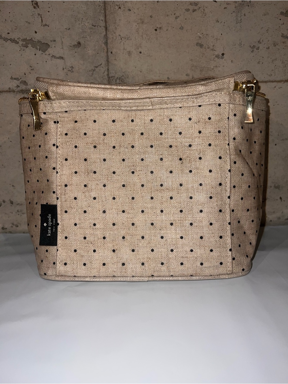 Kate Spade New York Insulated Lunch Tote, Cute Lunch Bag for Women - Picture 2 of 3